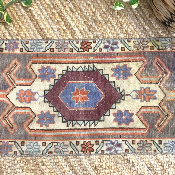 Vintage Small Boho Handmade Turkish Wool 2x3 Rug - Picture 3 of 4